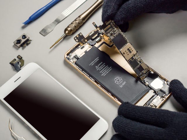 Iphone repairing